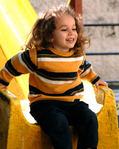 518-Little girl at play in the Jewish Quarter